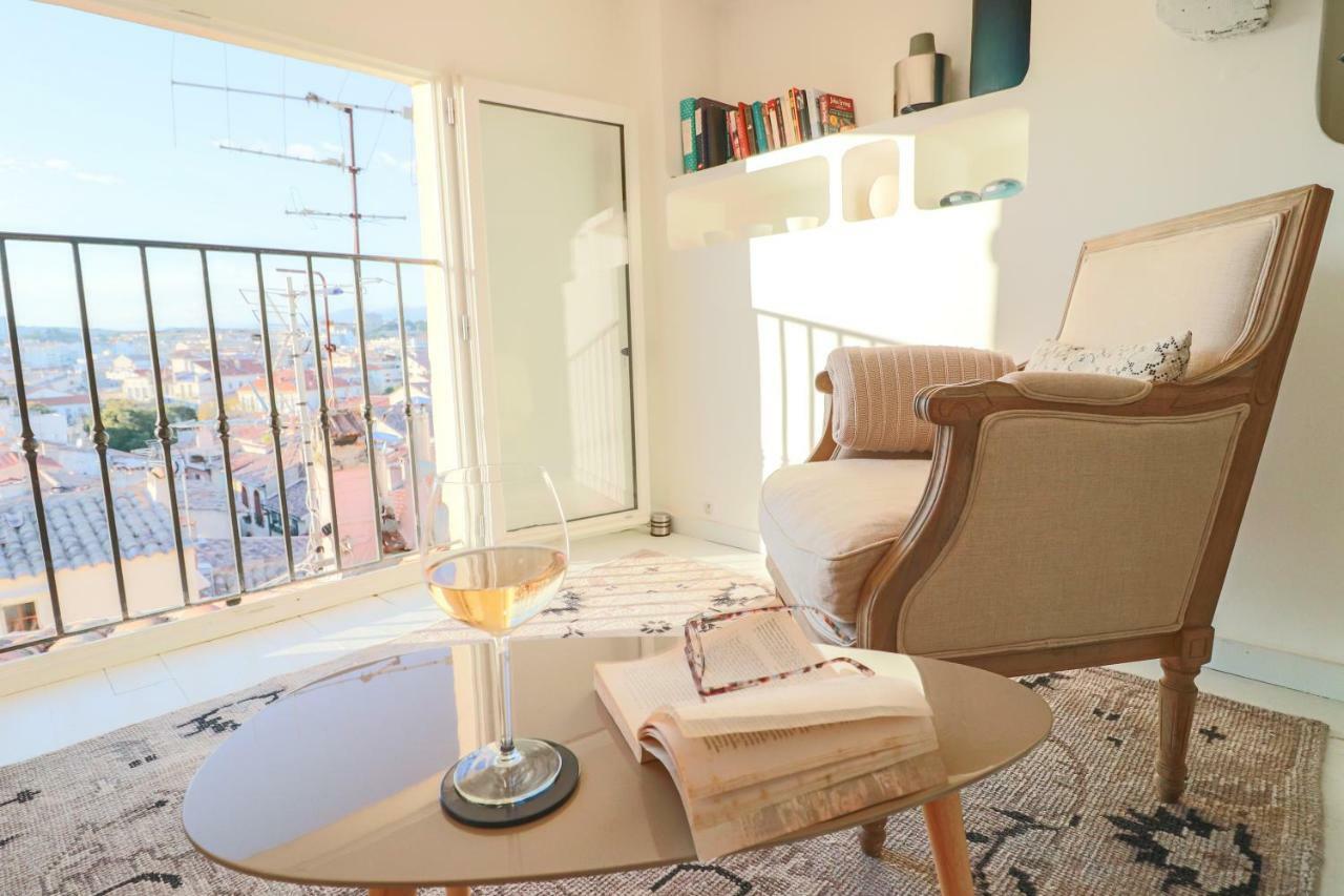 Clt - Unique Duplex & Terrace On The Provencal Market 昂蒂布 外观 照片